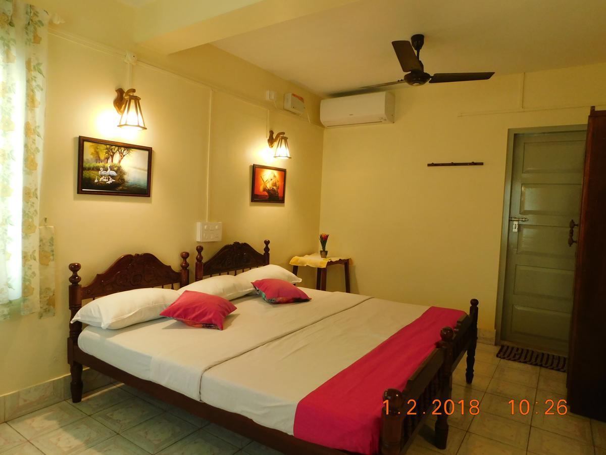 Sunset Beach Villa Cherai Kochi Exteriör bild