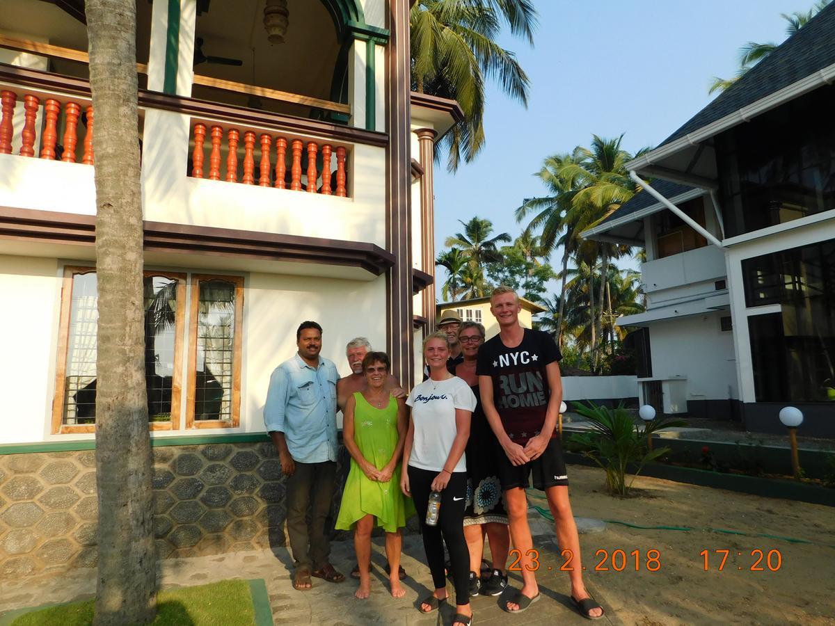 Sunset Beach Villa Cherai Kochi Exteriör bild