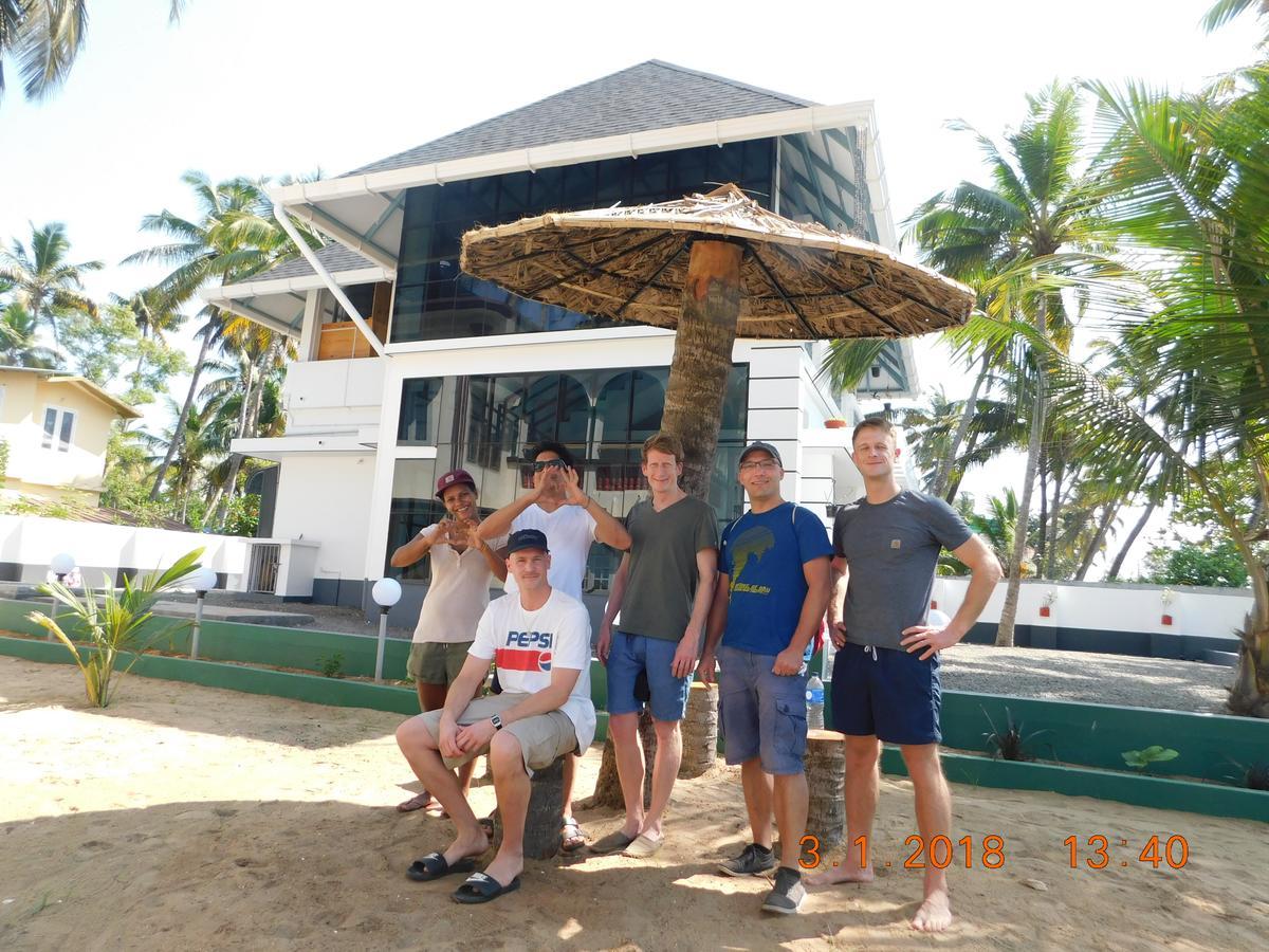 Sunset Beach Villa Cherai Kochi Exteriör bild